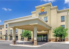 Comfort Inn & Suites Lynchburg Airport – University Area